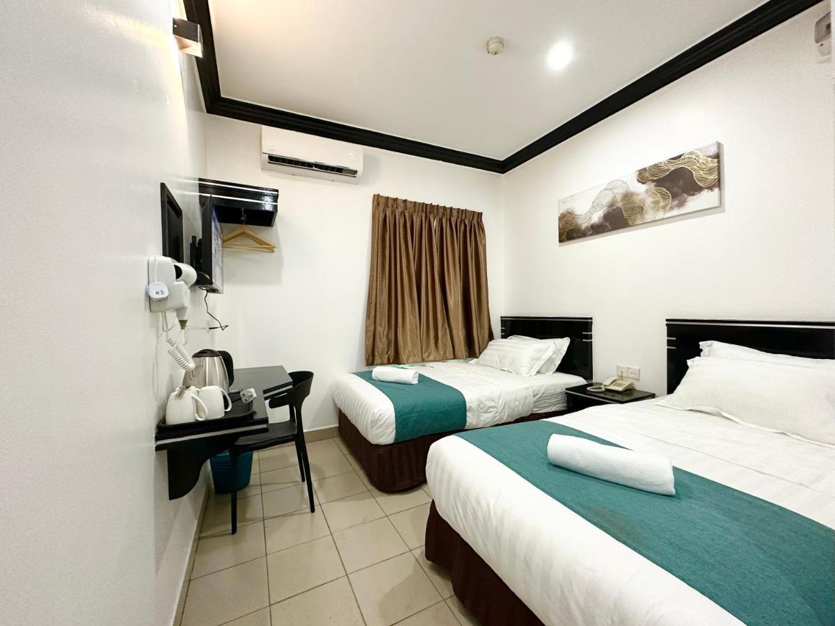Hotel Tourist City Centre By Hotspot Essential Kota Kinabalu Extérieur photo