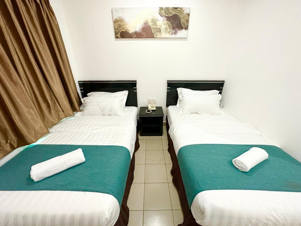 Hotel Tourist City Centre By Hotspot Essential Kota Kinabalu Extérieur photo