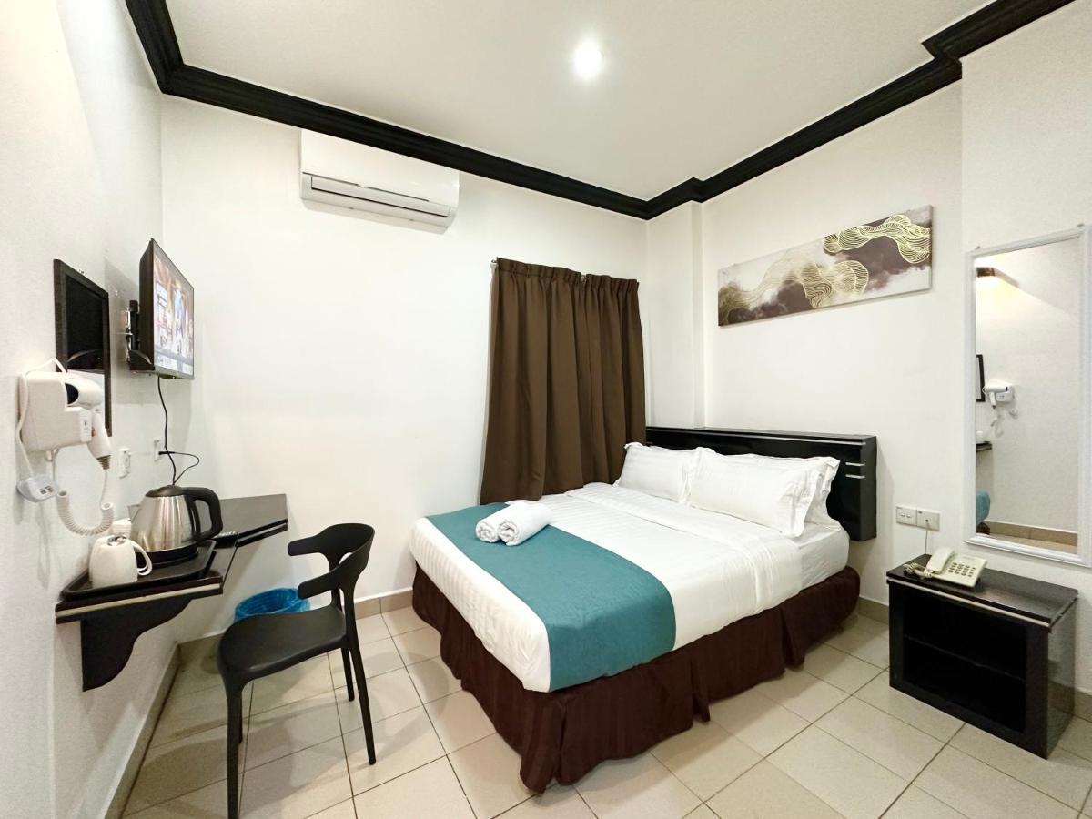 Hotel Tourist City Centre By Hotspot Essential Kota Kinabalu Extérieur photo