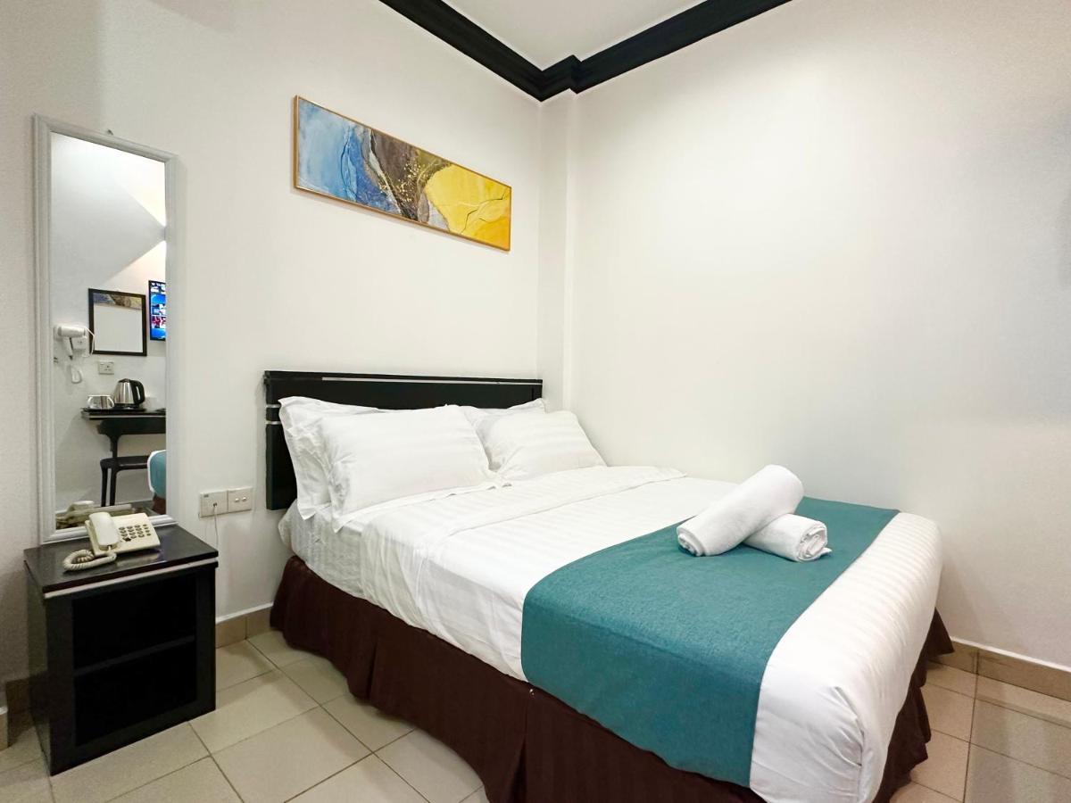 Hotel Tourist City Centre By Hotspot Essential Kota Kinabalu Extérieur photo