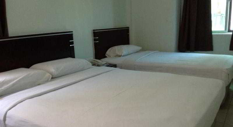 Hotel Tourist City Centre By Hotspot Essential Kota Kinabalu Extérieur photo