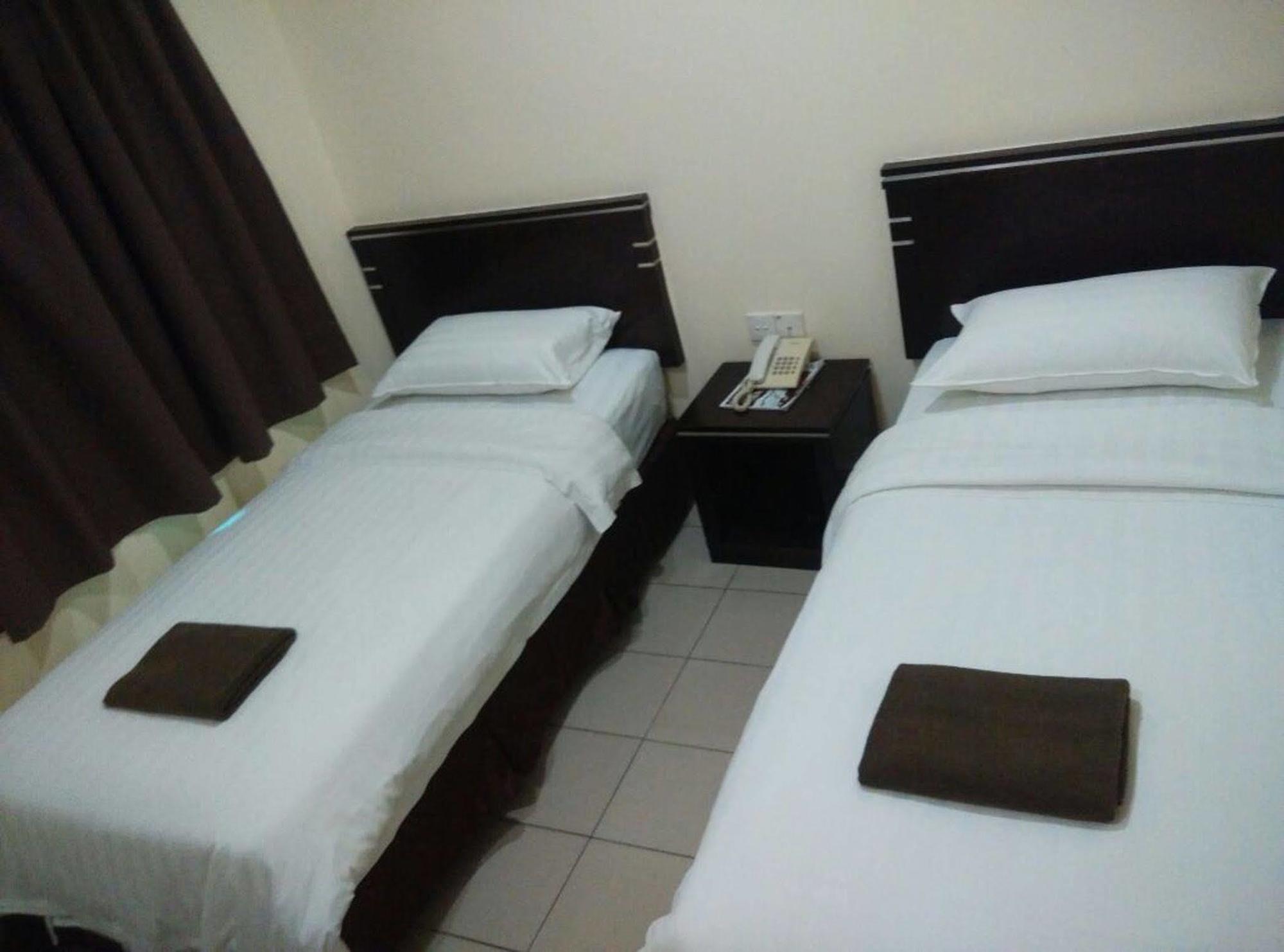 Hotel Tourist City Centre By Hotspot Essential Kota Kinabalu Extérieur photo