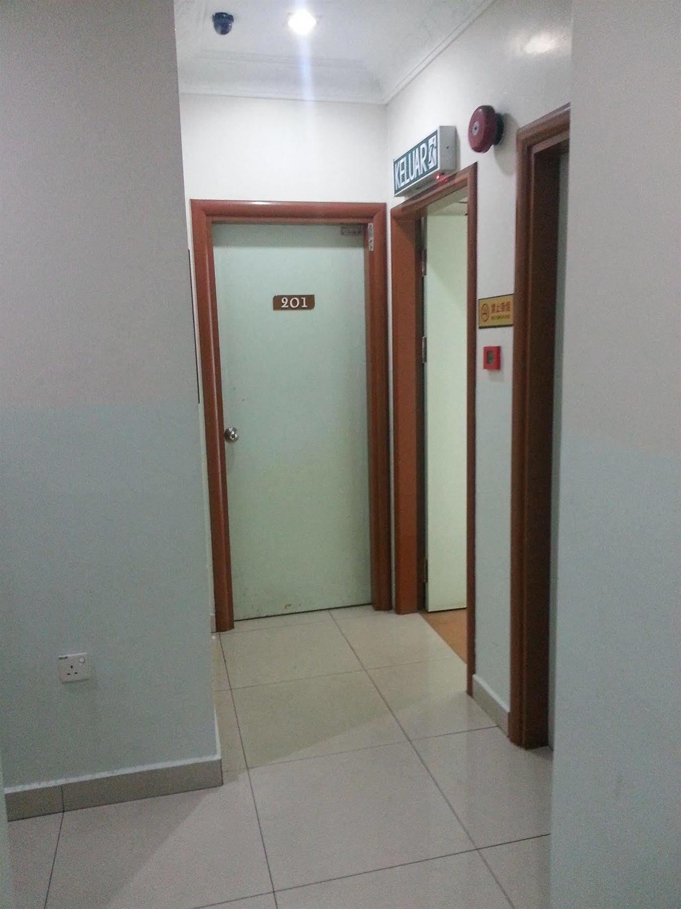 Hotel Tourist City Centre By Hotspot Essential Kota Kinabalu Extérieur photo